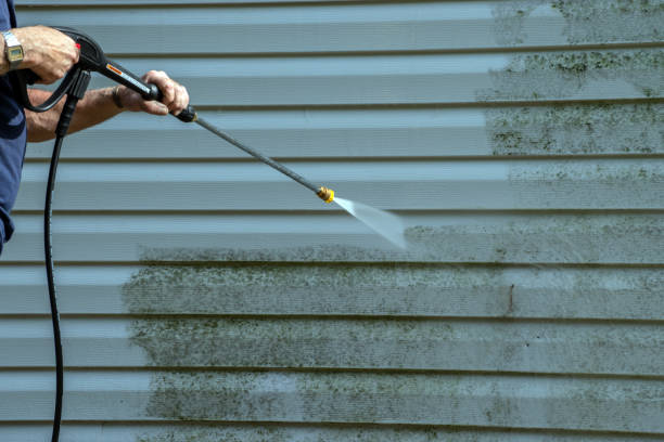 Best Restaurant Pressure Washing  in Lochmoor Waterway Estates, FL